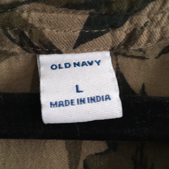 Leafy Blouse - Picture 2 of 3